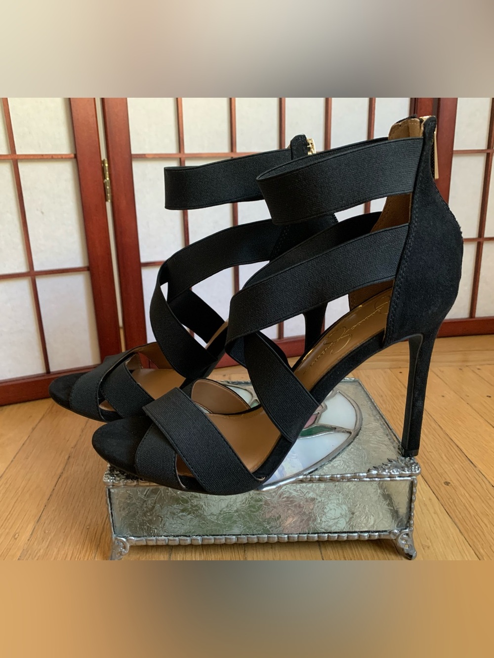 EUC JESSICA SIMPSON JULLRY Black Hi-Heel Back-Zip Elastic-Band Straps Size 10M - Picture 3 of 15